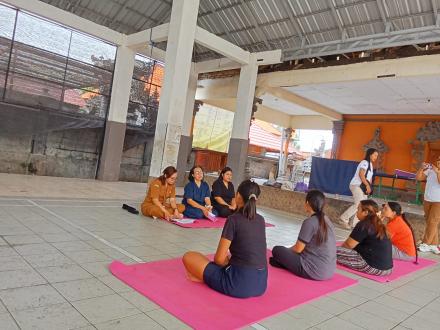 KELAS IBU HAMIL DESA KALISADA